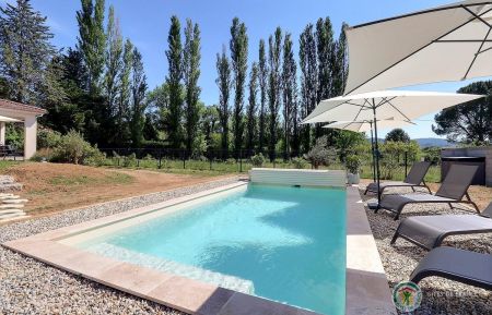 G&icirc;te n&deg;201733 Ruoms - Ard&egrave;che - Villa ind&eacute;pendante de plain pied, avec piscine priv&eacute;e et terrain clos