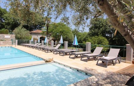 G&icirc;te n&deg;207024 Saint-Alban-Auriolles - Ard&egrave;che - photo