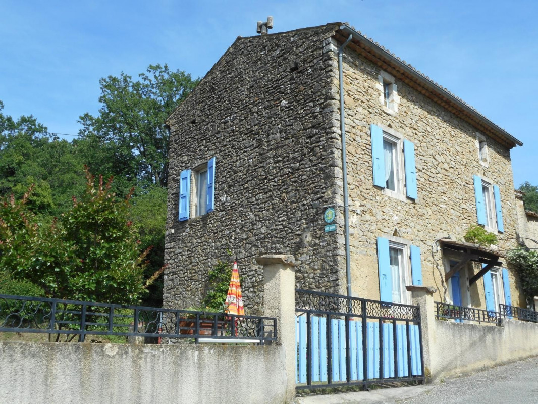 photo 0