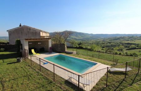 G&icirc;te n&deg;287700 Saint-Pons - Ard&egrave;che - Piscine priv&eacute;e et s&eacute;curis&eacute;e