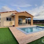 Villa ind&eacute;pendante avec piscine priv&eacute;e terrain clos