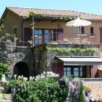 G&icirc;te La Demoiselle en dessous du g&icirc;te La Tourelle