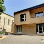 Le g&icirc;te Marie au RDC &agrave; droite