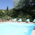 Piscine partag&eacute;e
