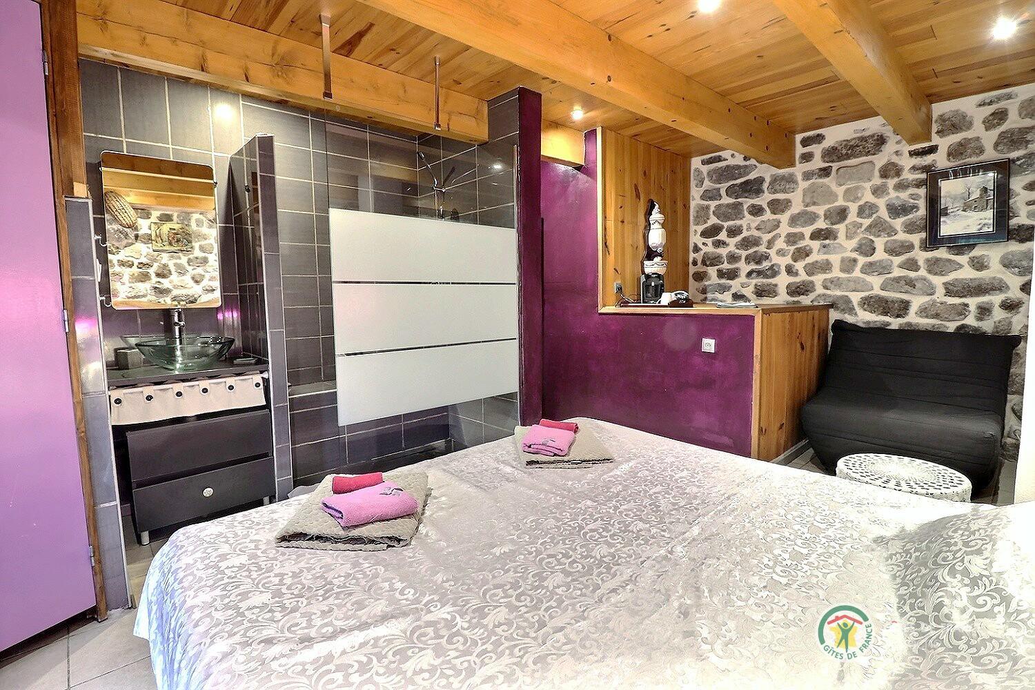 Chambre Myrtille avec chauffeuse convertible pour enfant photo 11