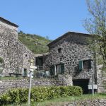 G&icirc;te 98010.   