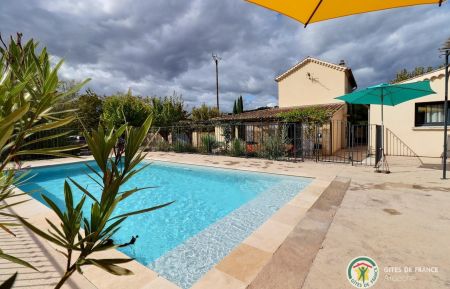 Maison avec jardin clos, piscine privée chauffée et terrain de pétanque Gîte n°207744 Saint-Alban-Auriolles - Ardèche - Maison avec jardin clos, piscine privée chauffée et terrain de pétanque