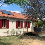 Maison ind&eacute;pendante entour&eacute;e d'un grand jardin