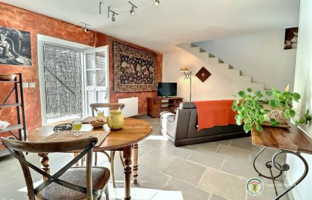 G&icirc;te n&deg;132703 Largenti&egrave;re - Ard&egrave;che - L'espace repas 