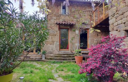 Entrée du gite Gîte n°39008 Bozas - Ardèche - Entrée du gite