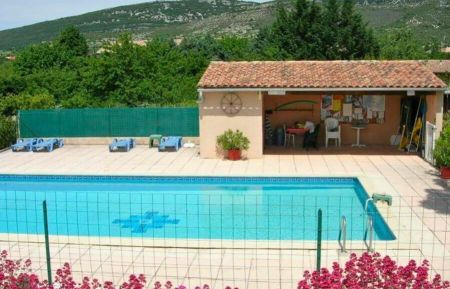 Piscine à partager dimension 6x12 Gîte n°291025 Saint-Remèze - Ardèche - Piscine à partager dimension 6x12