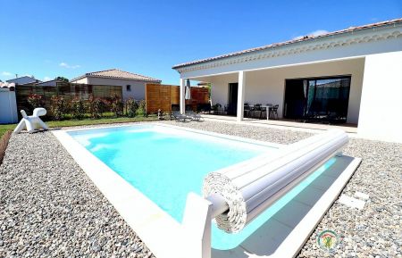 G&icirc;te n&deg;229700 Saint-Didier-sous-Aubenas - Ard&egrave;che - Le g&icirc;te avec sa piscine privative
