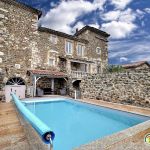 Piscine priv&eacute;e et chauff&eacute;e