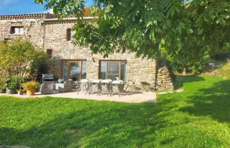 G&icirc;te n&deg;194703 Rochessauve - Ard&egrave;che - Le g&icirc;te Baradon et ses espaces ext&eacute;rieurs