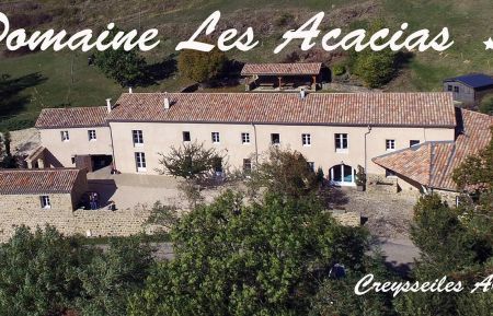G&icirc;te n&deg;74701 Creysseilles - Ard&egrave;che - Domaine Les Acacias &agrave; Creysseilles