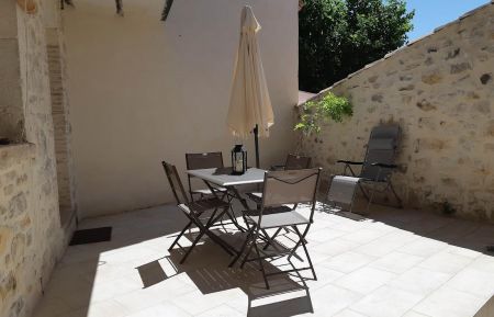 G&icirc;te n&deg;291729 Saint-Rem&egrave;ze - Ard&egrave;che - Jolie terrasse avec vue sur le clocher du village